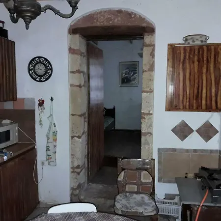Vlassis Apts -μελιδονι-διαμερισμα βασιλικη Apartment