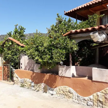 Vlassis Apts -μελιδονι-διαμερισμα βασιλικη Apartment *